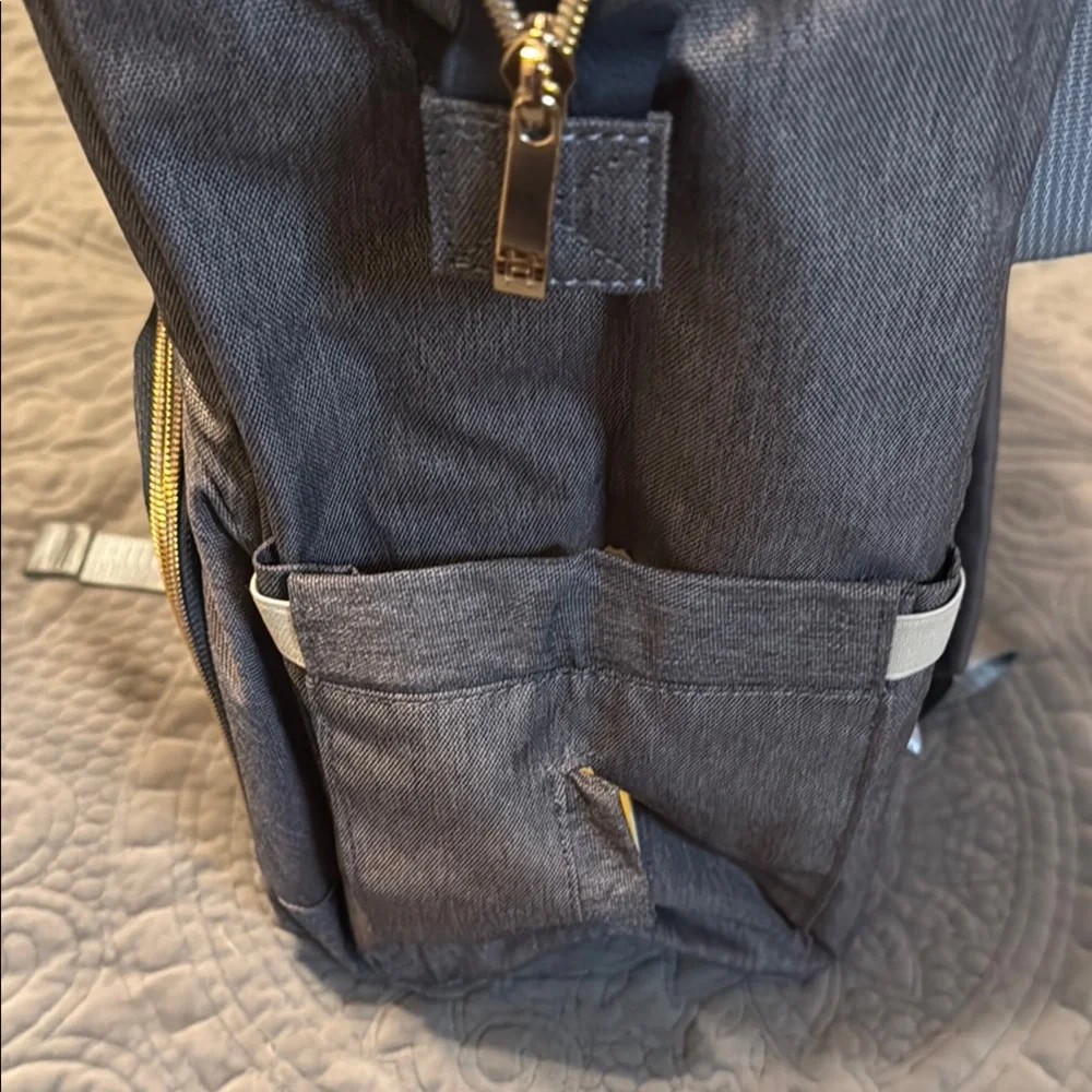 HALOVA Gray Baby Bag with Modern Design and Sturdy Handles